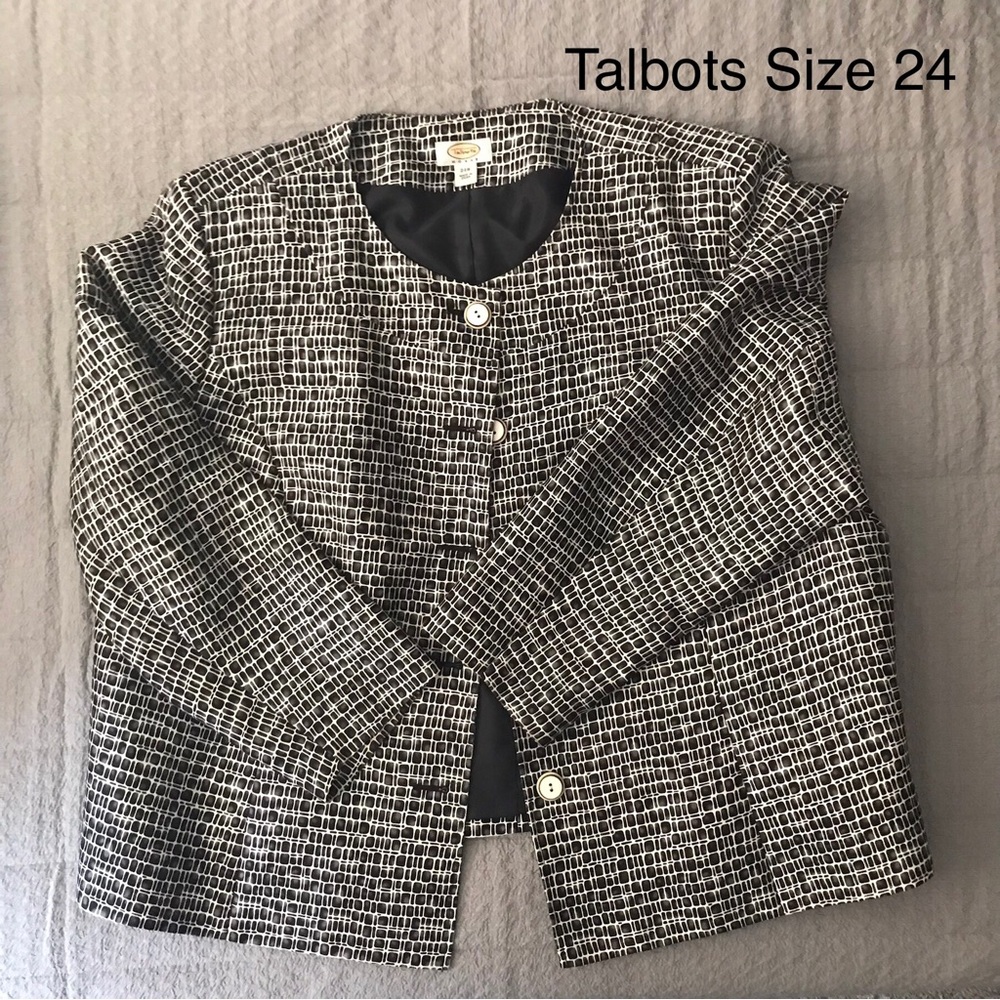 Talbots satin jacket, size 24. Great for interviews!